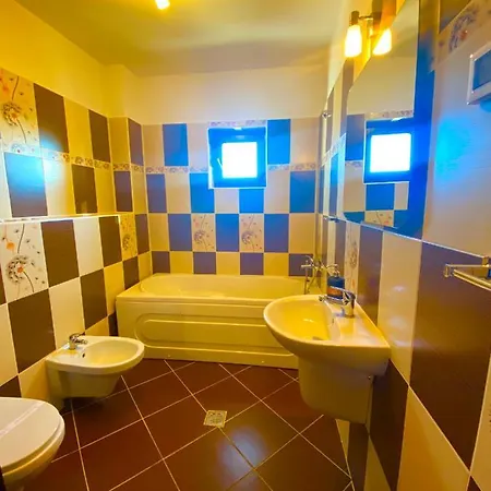 Guest house Pensiunea Soarelui Fundata